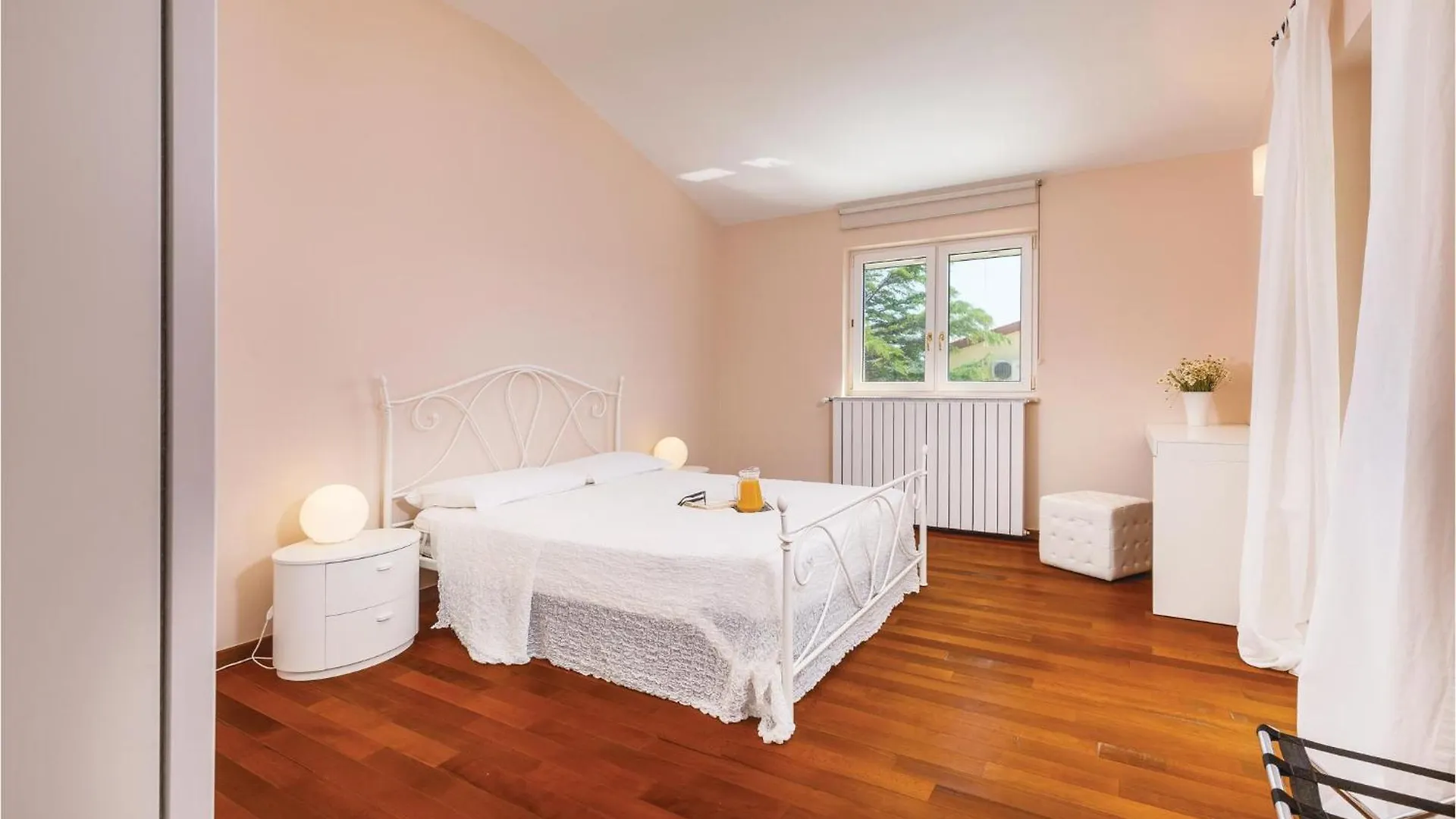Beautiful Home In Pula With House Sea View 0*,  Hırvatistan