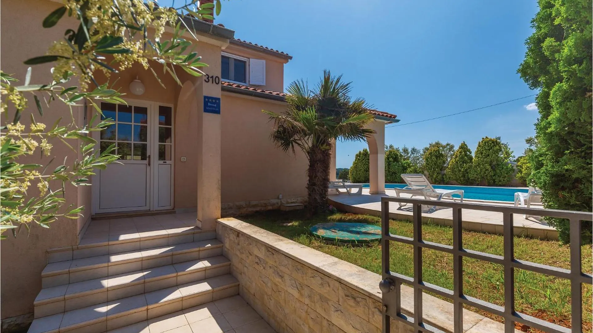 Beautiful Home In Pula With House Sea View Casa vacanze