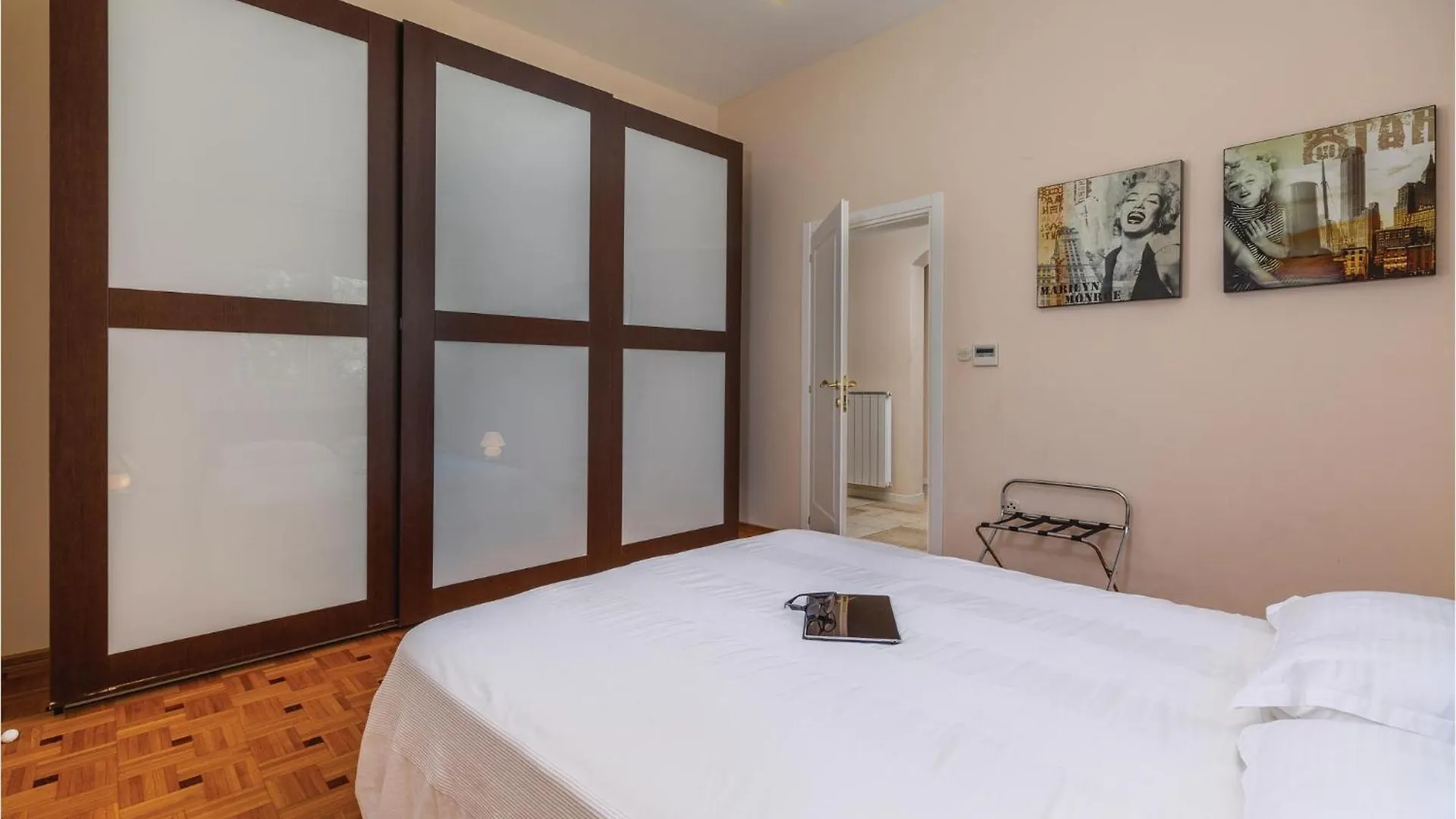Beautiful Home In Pula With House Sea View