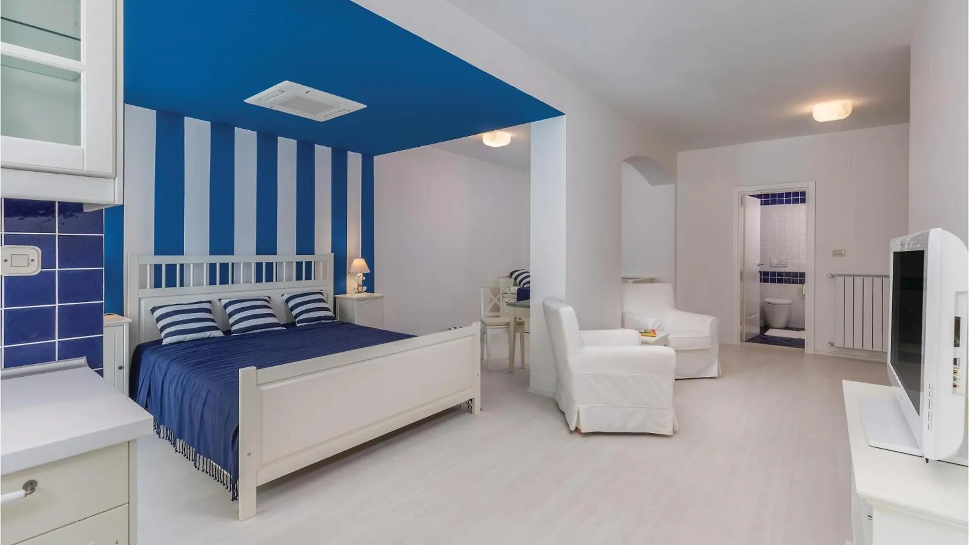 Beautiful Home In Pula With House Sea View Hırvatistan
