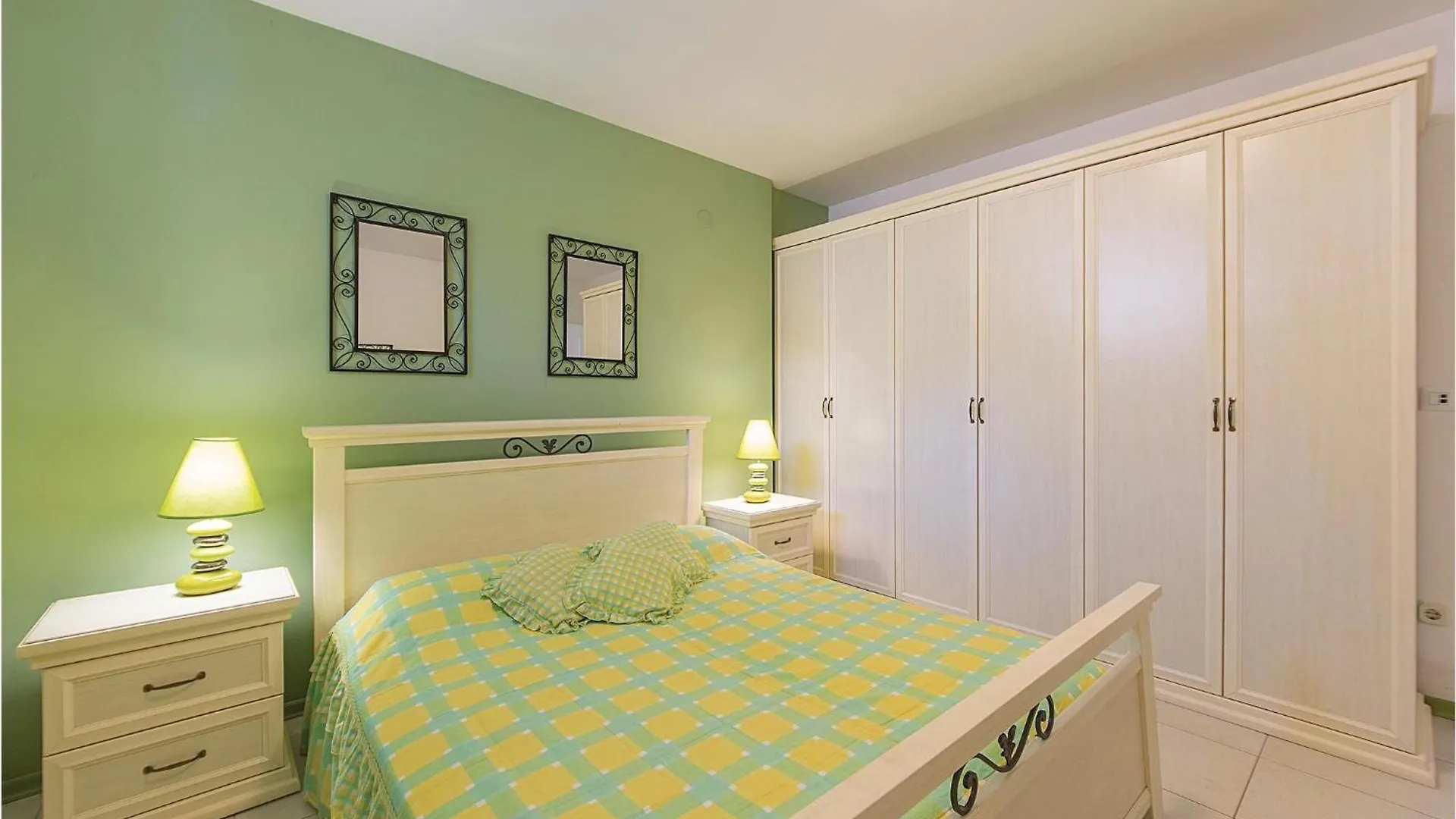 Beautiful Home In Pula With House Sea View Holiday home